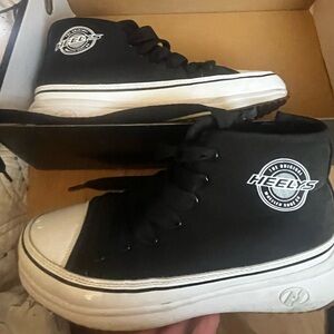 HEELYS Barely used Veloz / High-Top Sneakers - Size 6 Big Kids